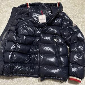 美品/即完品◆MONCLER モンクレール【ALBERIC アルベリック 肉厚 光沢 極暖 ロゴワッペン】ダウンジャケット メンズ 0 アウター ネイビー