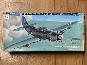 07022 複数封入品 1/48 Monogram 6831 8923 Helldiver SB2C モノグラム SB2C SB2C-5 ヘルダイバー x3 未組立品 バンダイ