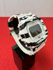 15155-02★CASIO/カシオ G-SHOCK Gショック DW-D5600BW デジタル 腕時計 ホワイト＆ブラックシリーズ ゼブラ柄★