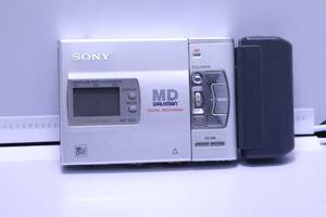 ◆ 　SONY ソニー MDウォークマン MZ-R50 未確認 WALKMAN ポータブルMDレコーダー　本体のみ　#30592　◆