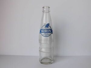 AR-70. レア KIRIN キリン オレンジ 瓶 200ml 昭和レトロ ビン キリンレモン 当時物 ジュース 空瓶 空ビン インテリア