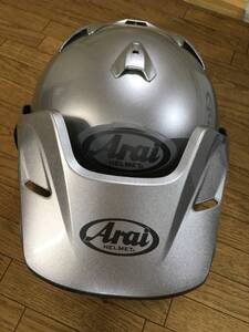 ARAI TOURCROSSⅤ シルバー色 2023/10製造品 57-58ｃｍ Mサイズ