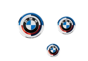 BMW 50th Anniversary ボンネット・トランク・ステアリングエンブレム　　82mm 74mm 45mm 各1枚　3枚セット