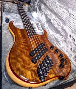 【5弦】Dingwall Z2 5string Canada made 5弦ベース ディングウォール マルチスケール カナダ製 定価150万