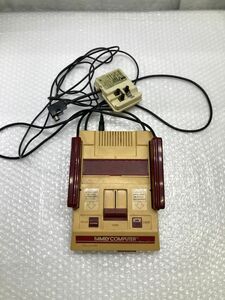 56【K343】◆ジャンク◆　NINTENDO ニンテンドー 任天堂 ファミコン 本体 ファミリーコンピュータ