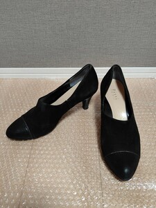 [送料無料] Pitti FEMININE ピッティ 黒 24.5cmパンプス ヒールパンプス ブラック スエード