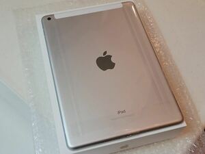 未使用品 Apple iPad (第６世代) Wi-Fi モデル 32GB シルバー 9.7インチ