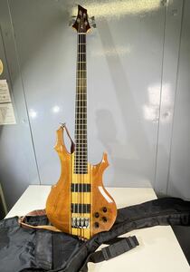 ★EDWARDS EMG搭載フォレストベース 型番不明 弦楽器 ベース 4弦 ソフトケース PRODUCED BY ESP 欠けあり 現状品 中古品 管理K64