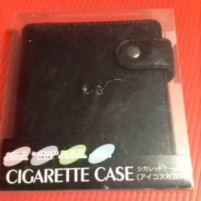 シガレットケース(アイコス対応) CIGARETTE CASE ブラック 本体/PUレザー ☆キーホルダー・カードポケット付き・ケースをしたまま充電可能