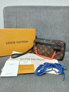 極美品 LOUIS VUITTON ルイ ヴィトン LV モノグラム ポシェット ヴォルガ M44482 クラッチ セカンドバッグ カバン Bag 箱 付属品 1円〜