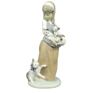 #anv リヤドロ LLADRO 陶芸・フィギュリン 1309 子猫をエプロンに アンティーク 人形 猫 【同梱不可】[872488]