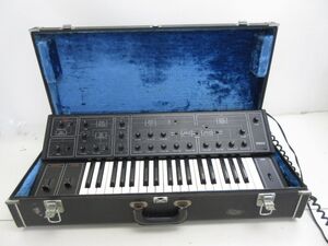 T013-N29-4741 YAMAHA CS-10 アナログシンセサイザー ハードケース付 現状品1