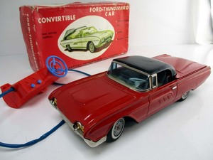 Cragstan　ヨネザワ1960年代製　Ford Thunderbird　箱付き　ほぼ完動美品　長さ約28cm