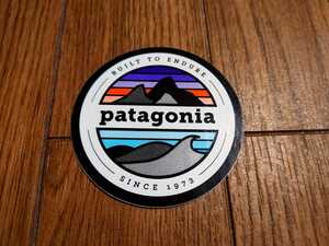 ☆ patagonia パタゴニア RIVET LOGO ステッカー ☆