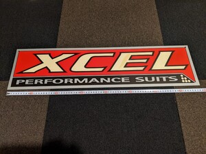 XCELエクセル　ウェットスーツ　ハワイ　ロゴプレート　プラ製