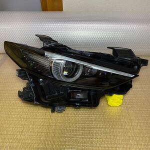 ★中古　美品　LED BP8P マツダ3 右 ヘッドライト ランプ　100-65191 打刻:1L ASSY ブラック 純正★マツダ (QT) 51 030b★