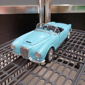 B burago 1/18 LANCIA AURELIA B24 SPIDER 1955 ブラーゴ ランチア ミニカー レトロ アンティーク 当時物 中古 一部不備あり 長期保管