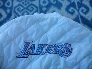 ロサンゼルス レイカーズ リバーシブルジャンパー 美品？ XXL？ NBA Los Angeles Lakers レーカーズ