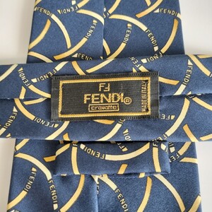 FENDI(フェンディ)紺ゴールド棒ブランド名ネクタイ