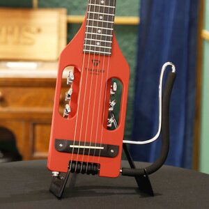 送料無料 Traveler Guitar Ultra-Light Acoustic, Vintage Red トラベラーギター エレアコ 軽量 コンパクト 旅行用 ギグバッグ付