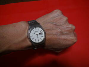 SEIKO キングクオーツ KING QUARTZ4823-8130!。