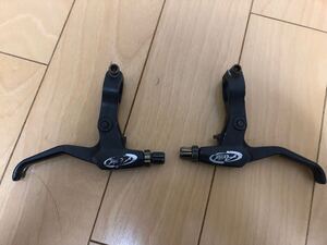 超軽量実測ペア135g Avidフラットバー用ブレーキレバー 黒　 左右セット ブラック