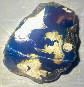 インドネシア　スマトラ島産天然ブルーアンバー原石40.21g綺麗^ ^