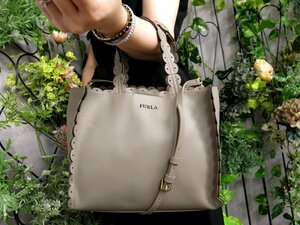 ●超美品●新品同様●FURLA フルラ●マーレット●パンチング●レザー 本革●2way ハンド バッグ●グレー●G金具●B5 収納 かばん●Js47041