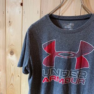 [KWT3063] ANDERARMOUR 半袖Tシャツ キッズ チャコールグレー XL ポス