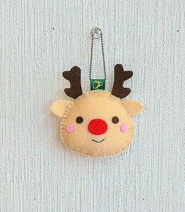 フェルト　ハンドメイド　トナカイさんのストラップ　クリスマス　冬