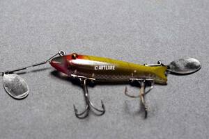 VINTAGE LURE, 希少蒐集家向け　HEDDON SPOOK GLASS EYE TOILET RIG 3673-233