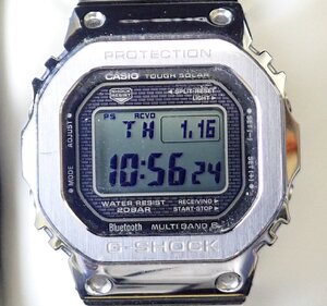 ◎ CASIO カシオ G-SHOCK ジーショック フルメタル 5000シリーズ GMW-B5000 シルバー 電波ソーラー マルチバンド6 タフソーラー 1円～