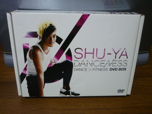 ★激安★即決★新品★エクササイズ★SHU-YA★DANCENESS★DVD★BOX★4枚組★サポーター付き★DANCE x FITNESS★ケース入り★