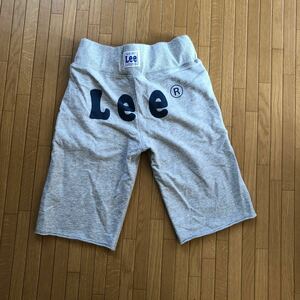 子供130サイズ　3回使用のみの極美品！Lee グレー ハーフパンツ リー　すスウェットショートパンツ