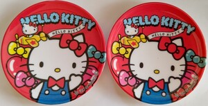 ハローキティHELLO KITTY/サンリオ☆ハローキティ50周年/豆皿/Mini Plate②枚&缶バッジセット☆未使用☆元袋あり