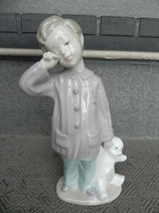 中古　＊　 リヤドロ 　NAO BY LLADRO 　：　SLEEPY HEAD BOY　With　TEDDY BEAR