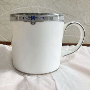 アンティーク？骨董品？WEDGWOOD？コーヒーカップ？マグカップ ？汚れありです。