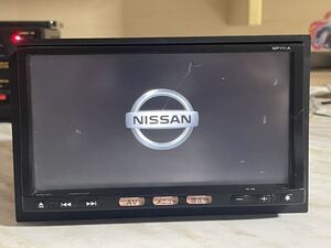 日産純正 MP111-A メモリーナビ B8260-7990H DISC / TV / Bluetooth [B185]