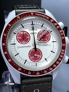 超美品 Swatch Omega スウォッチ × オメガ SO33M101 スピードマスター ミッショントゥプルート バイオセラミック ムーンスウォッチ 腕時計