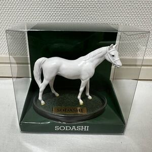 新品　ソダシ　ホース　フィギュア　JRA ターフィー　競馬　グッズ　ウマ娘　白馬