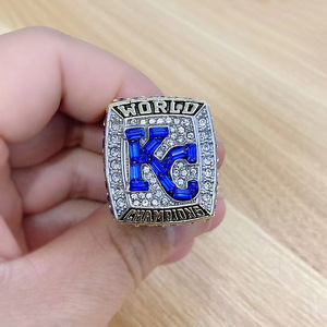 送料無料【即日発送】※2015年 MLB 指輪 Kansas City Royal Champion リング ジルコニア 22号/23号/24号 プレゼント 誕生日 記念日 新品