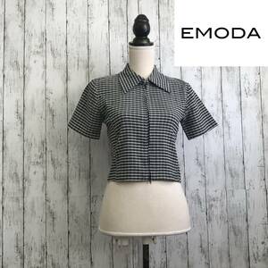 EMODA　エモダ　コンパクトショートシャツトップ　Fサイズ　ライトミックス　肌見せをしたり様々な着方が楽しめる　S8-17　USED