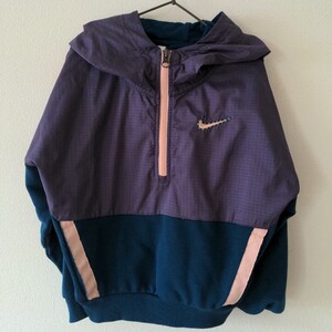 な NIKE ナイキ パーカーアウター キッズ XS 