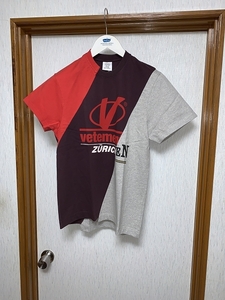 M 新品 VETEMENTS Tシャツ