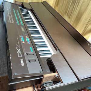 YAMAHA シンセサイザー DX7 ヤマハ キーボード 通電OK 説明書/元箱付き　ジャンク