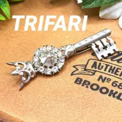 TRIFARI 鍵のブローチ 入手困難 珍しいキー デザイン シルバー