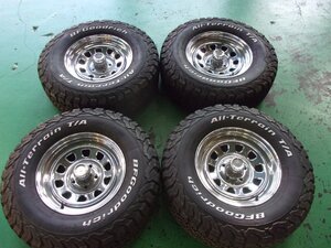 送料無料【デイトナ？】メッキスチール☆15×7J+20位 PCD114.3-5穴☆BFGoodrich　All-Terrain　30×9.50R15[中古]チェロキー、ラングラーに