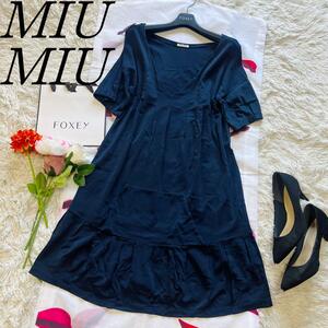 【良品】MIU MIU 膝丈ワンピース ネイビー 半袖 S フレア　ミュウミュウ　紺