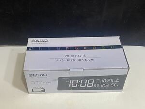 未使用品　SEIKO セイコー デジタル電波時計 70 COLORS DL205K (60s)
