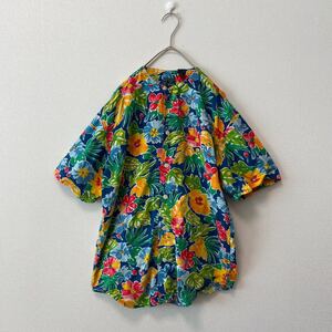 US古着　アロハシャツ　ハワイアン　ノーカラー　レーヨン　花柄　マルチカラー　柄シャツ　ユニセックス　Mサイズ